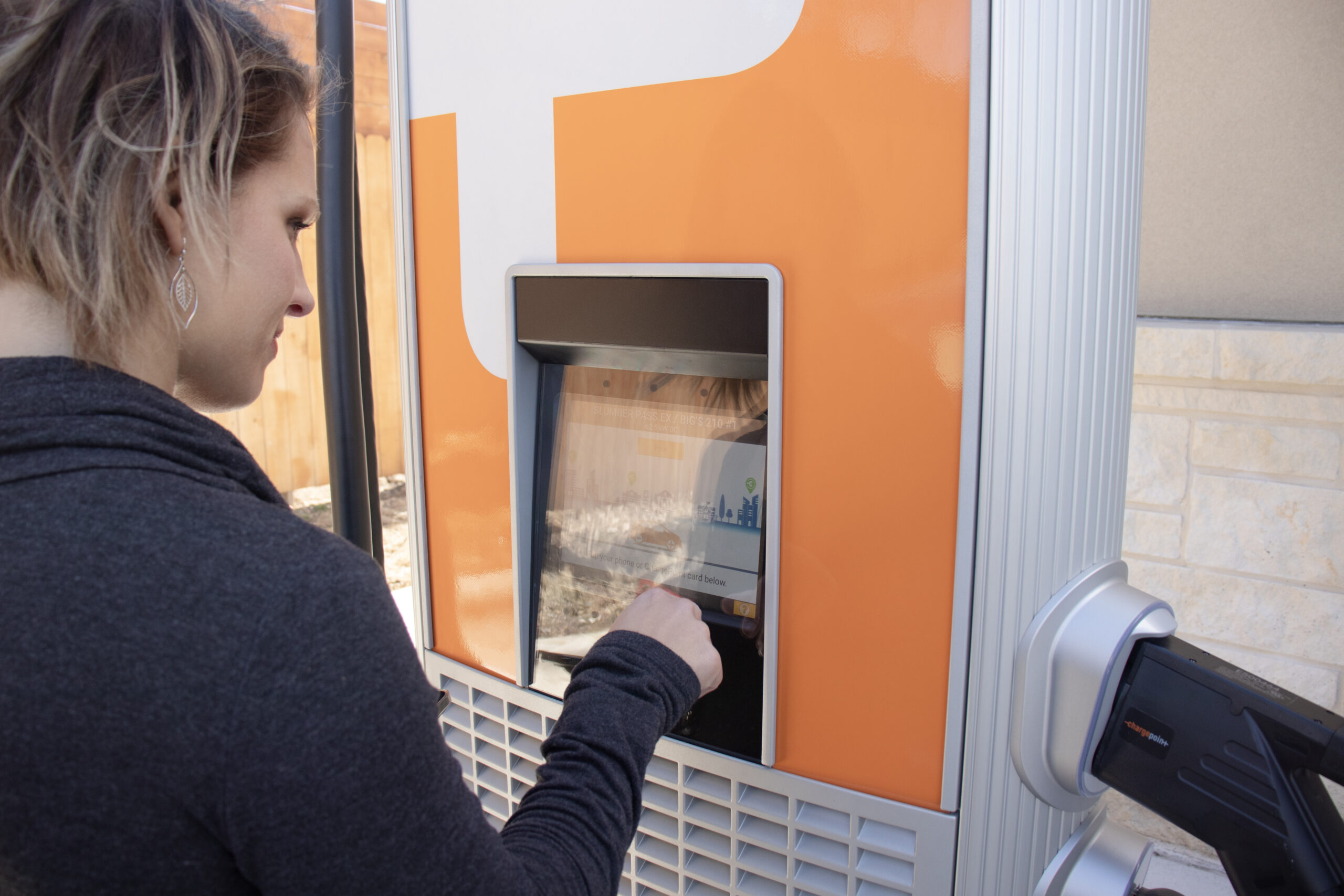 ChargePoint_Express-Plus-Power-Link-EXPP-PL-NACS-Front copy